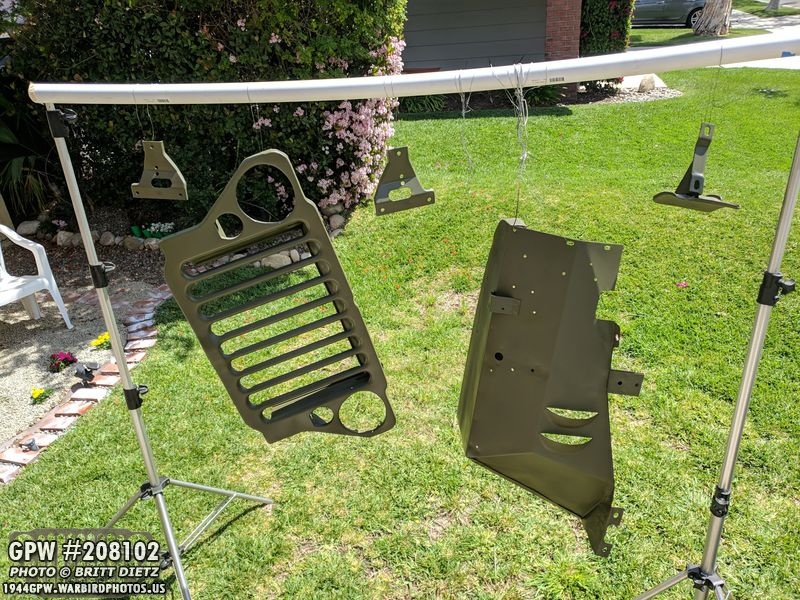 Painting the grill, fender, and other Jeep items
