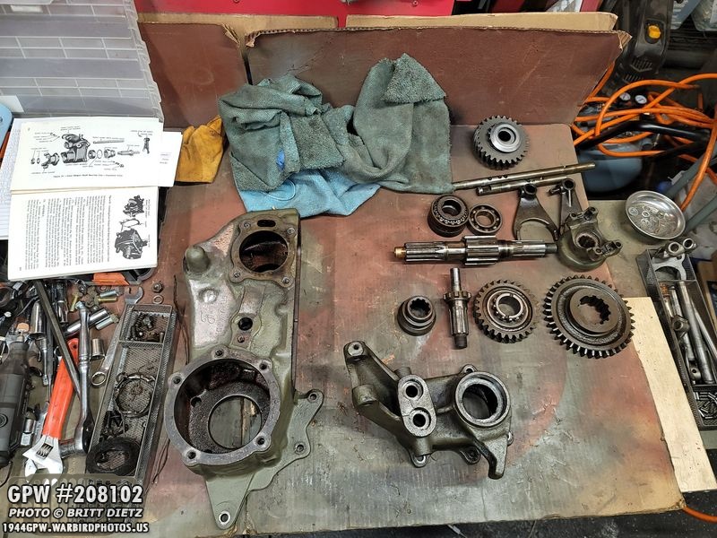 D-18 Transfer Case Disassembled